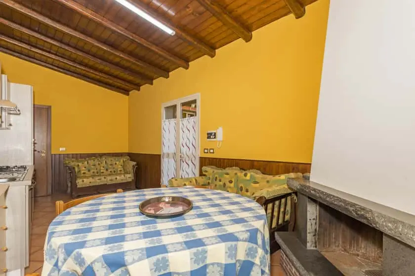 Soggiorno luminoso e spazioso - Appartamento affitti brevi Belpasso